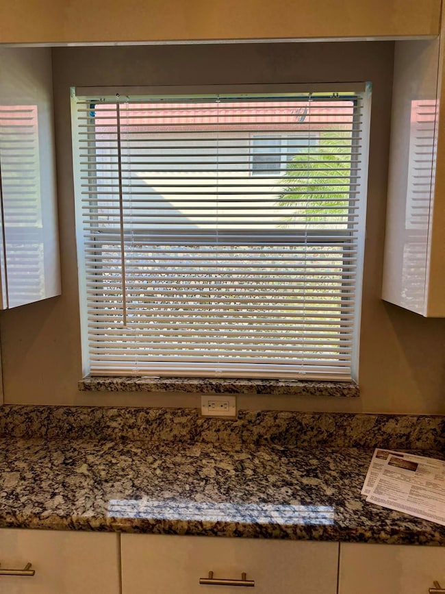 20 Saxony A unit A, Delray Beach, FL 33446 - photo 4