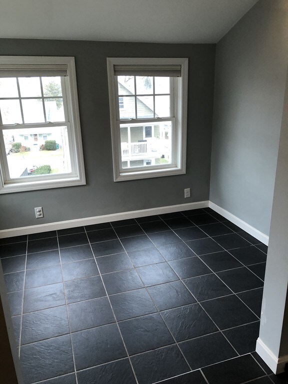 11 Paul Revere Rd unit 2, Arlington, MA 02476 - photo 2