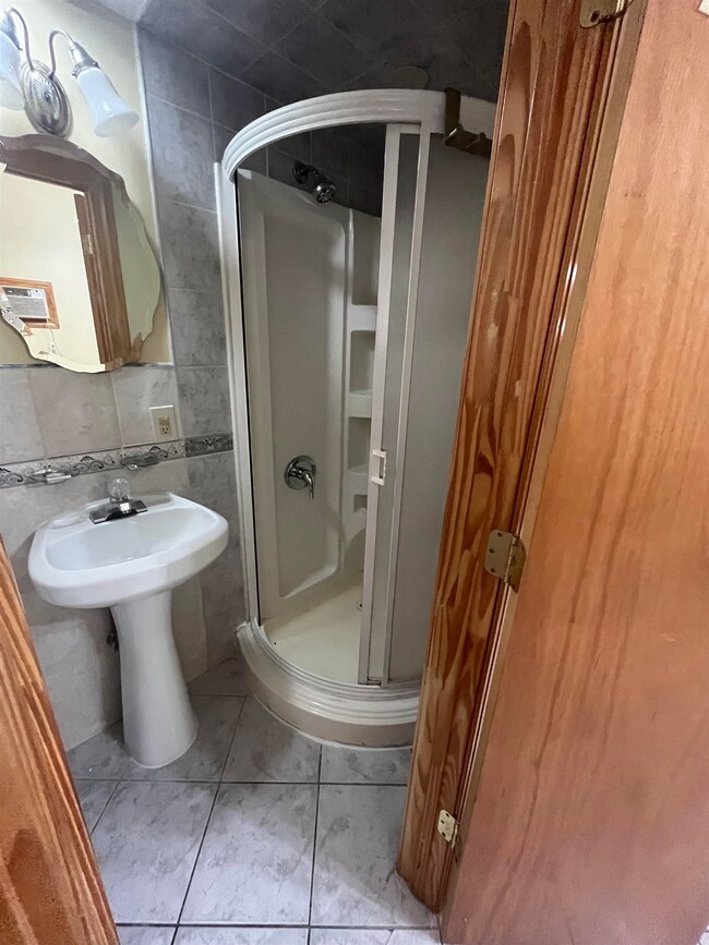 2714 New York Ave unit 1, Union City, NJ 07087 - photo 5