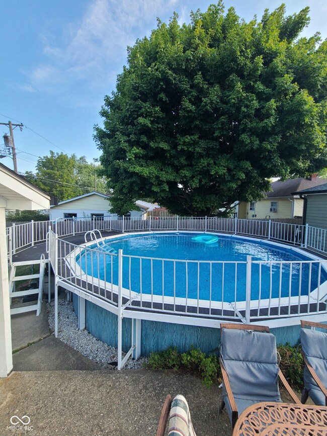 356 N 14th Ave, Beech Grove, IN 46107 - photo 5