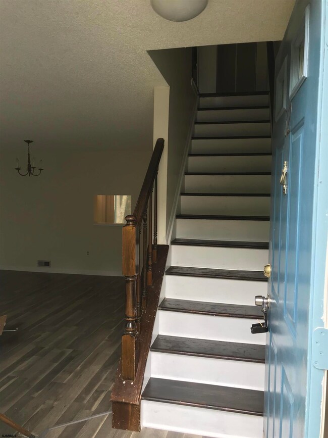 82 Shawnee Place unit 13D, Galloway, NJ 08205 - photo 2