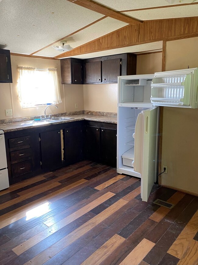 436 Bethel Church Rd NE, Dalton, GA 30721 - photo 4