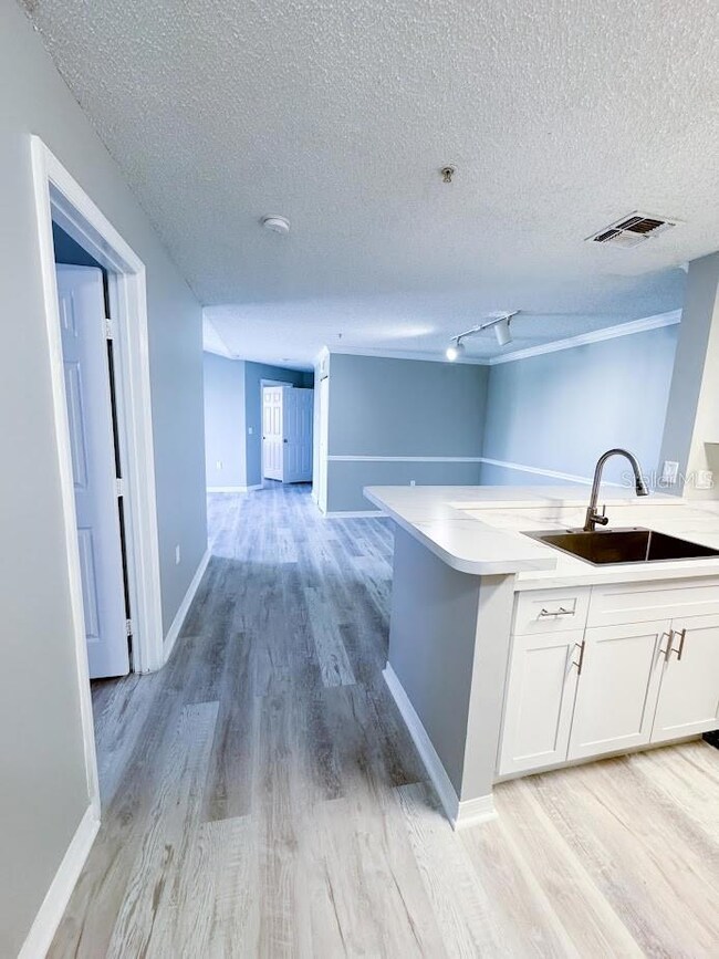 1919 Summer Club Dr unit 309, Oviedo, FL 32765 - photo 3