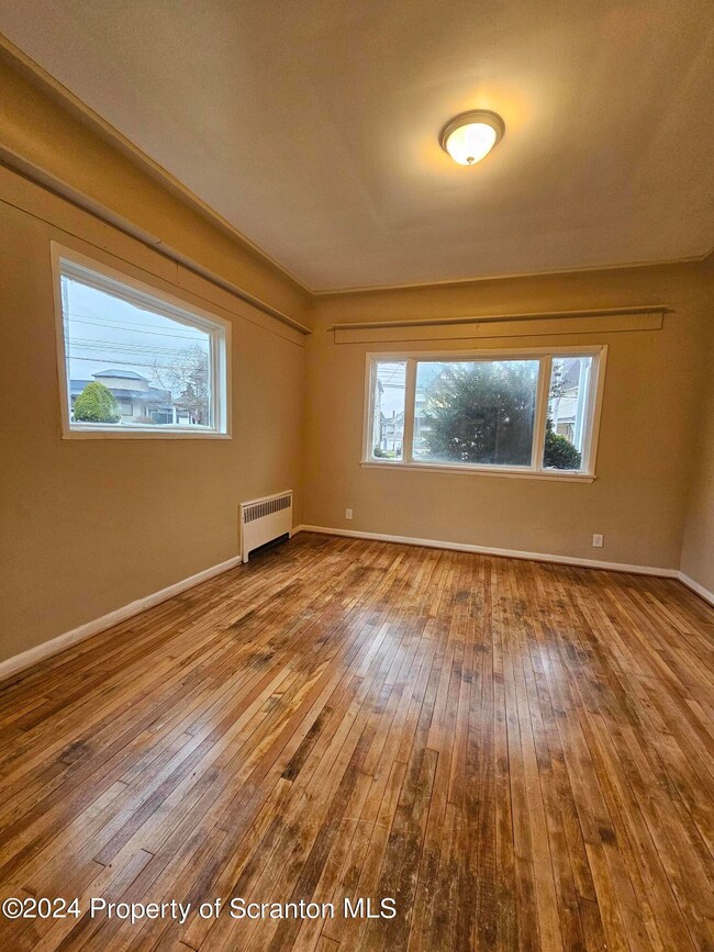 1218 S Main Ave unit 1, Scranton, PA 18504 - photo 2