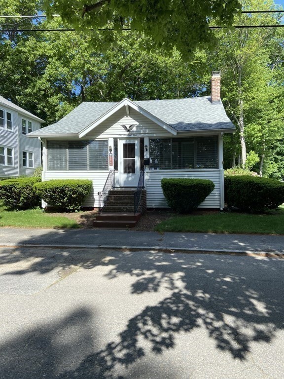 104 Warren St, Fitchburg, MA 01420 - photo 2