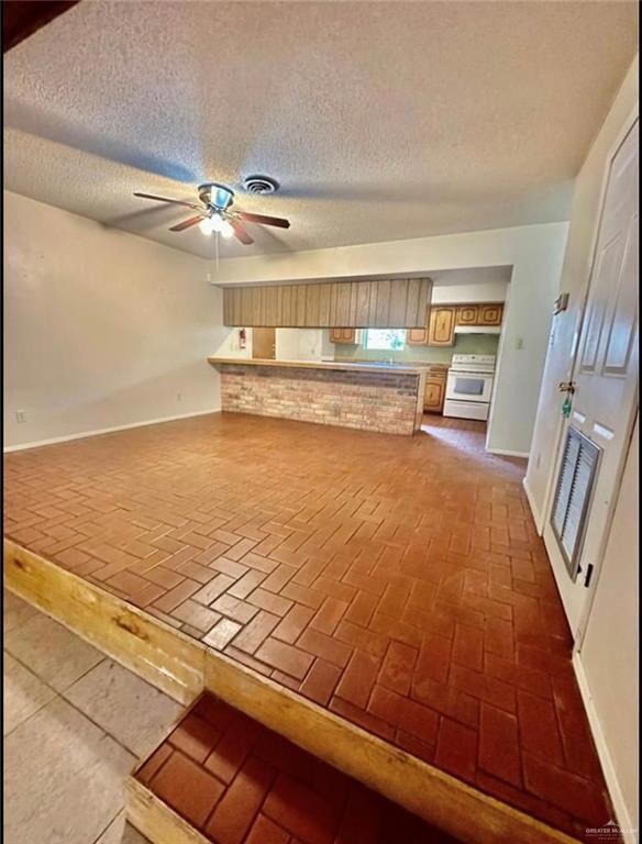 1604 Orange Ave, Weslaco, TX 78596 - photo 3