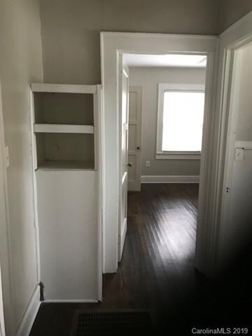 1002 Wood St, Statesville, NC 28677 - photo 6