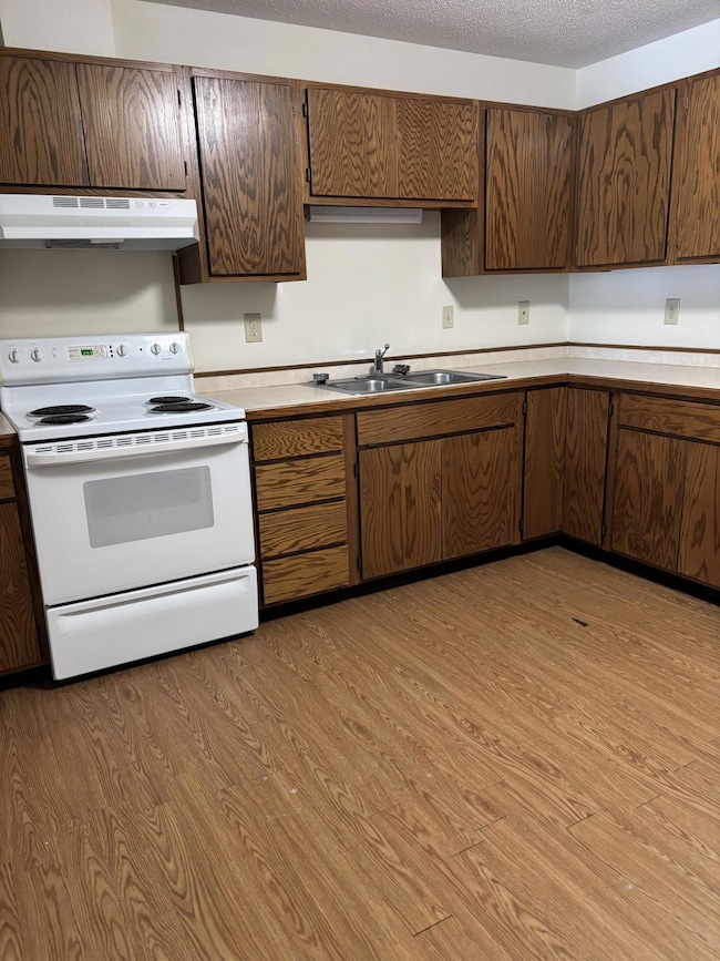 Aspen Green II, Fergus Falls, MN 56537 - photo 2