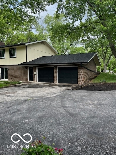 1340 Rohrer Rd, Carmel, IN 46032 - photo 2