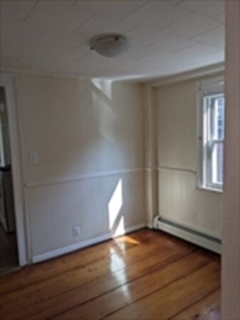 8 Allen St unit 2, Salem, MA 01970 - photo 5