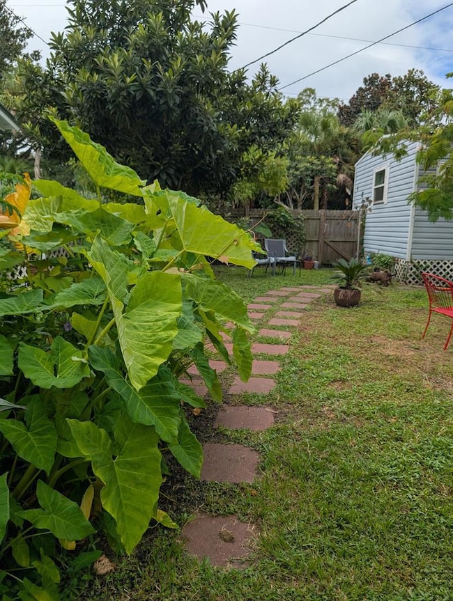 66 8th St, Apalachicola, FL 32320 - photo 3