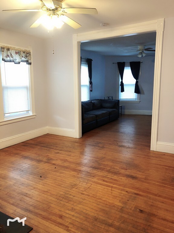 78 Green Hill Pkwy unit 2, Worcester, MA 01605 - photo 2