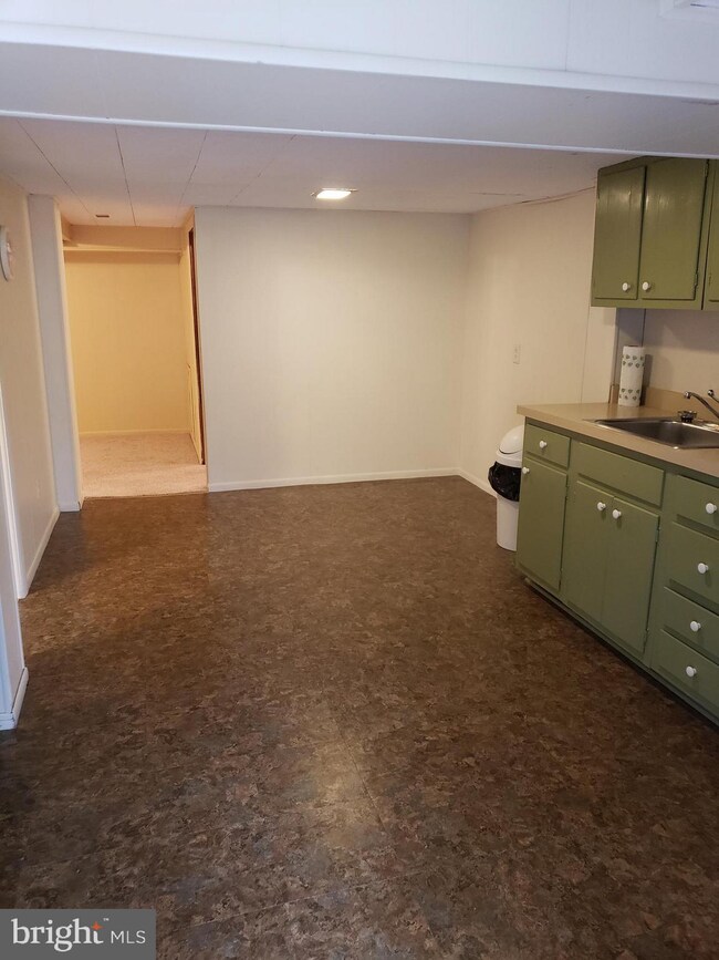 127 Springfield Ave unit LOWER LEVEL, Bala Cynwyd, PA 19004 - photo 4