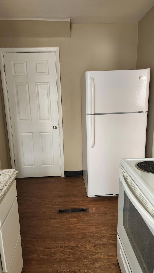 1023 Kitchen