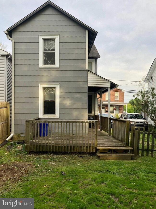 110 Garrett Ave, Bryn Mawr, PA 19010 - photo 7