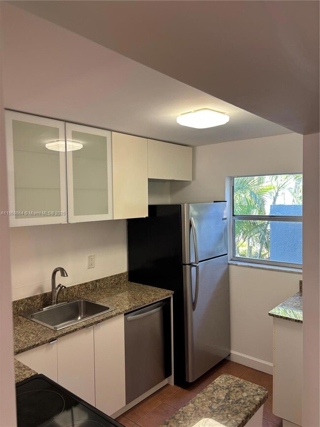 Sunwood Condominium unit 212, Miami, FL 33155 - photo 2