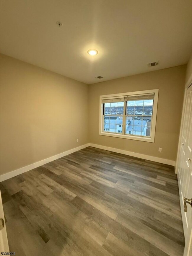 1022 Main St unit 407, Paterson, NJ 07503 - photo 5