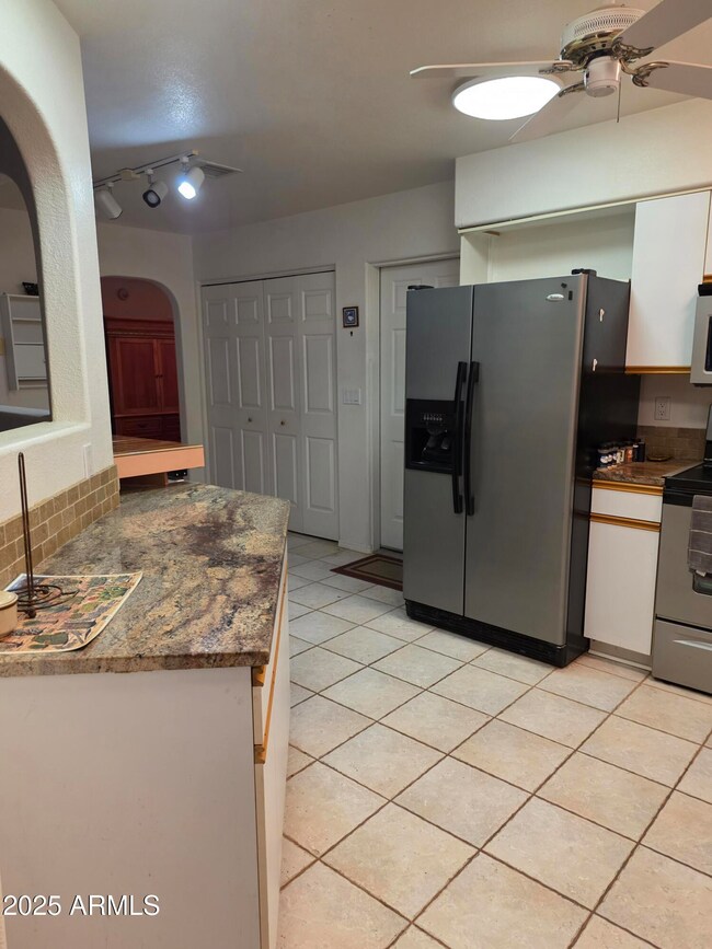 9331 W Century Dr, Arizona City, AZ 85123 - photo 7