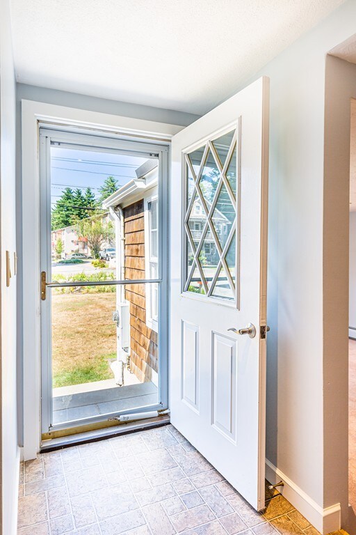 81 Cocasset St, Foxboro, MA 02035 - photo 5