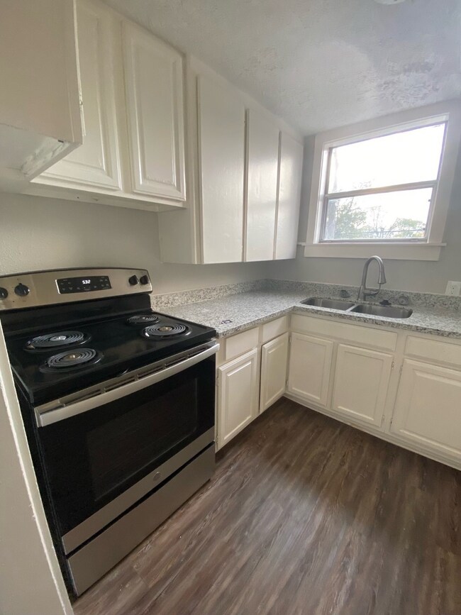 4518 Los Angeles St, Houston, TX 77026 - photo 7