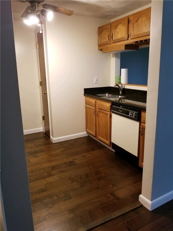 35 Acorn Ct unit H5, Wakefield, RI 02879 - photo 6