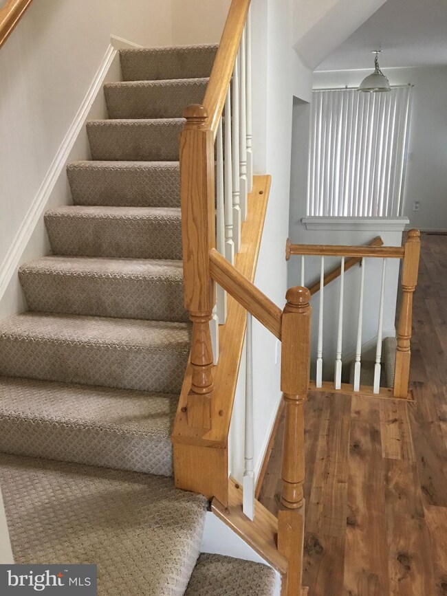 1833 Staley Manor Dr, Silver Spring, MD 20904 - photo 7