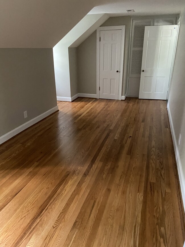 910 W 7th St unit B, Columbia, TN 38401 - photo 6