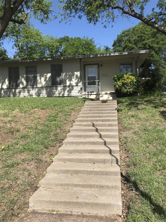 1302 S Lamar St, Weatherford, TX 76086 - photo 3