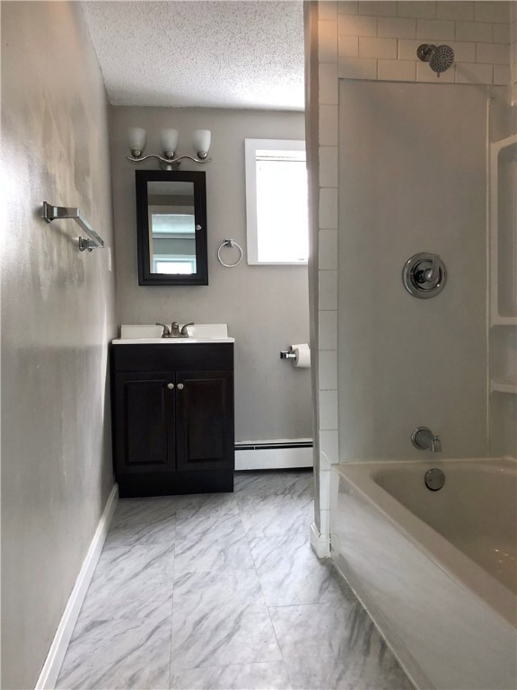 917 Roosevelt Ave, Pawtucket, RI 02860 - photo 3