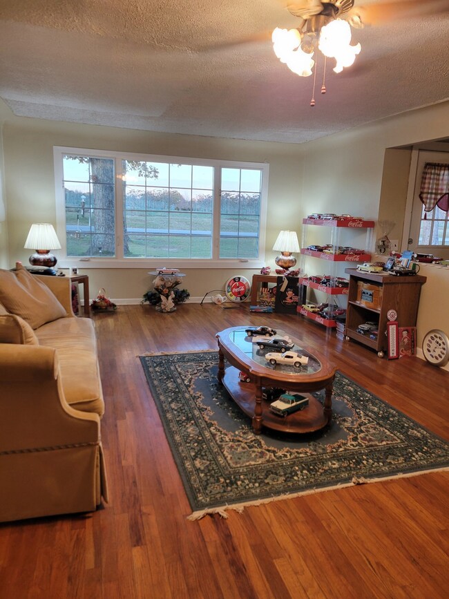 777 Corinth Church Rd, Rock Island, TN 38581 - photo 6