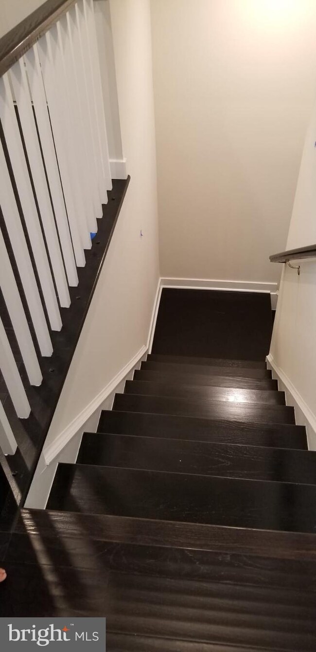 13230 Lake Woodland Way unit 5J, Herndon, VA 20171 - photo 7