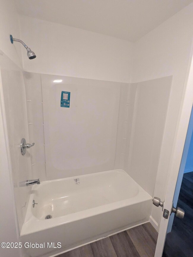 153 4th Ave unit 1st floor, Albany, NY 12202 - photo 6