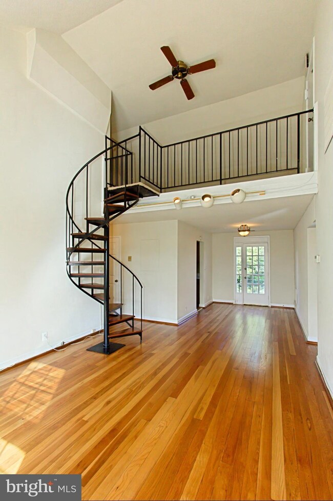 4821 31st St S unit C2, Arlington, VA 22206 - photo 7