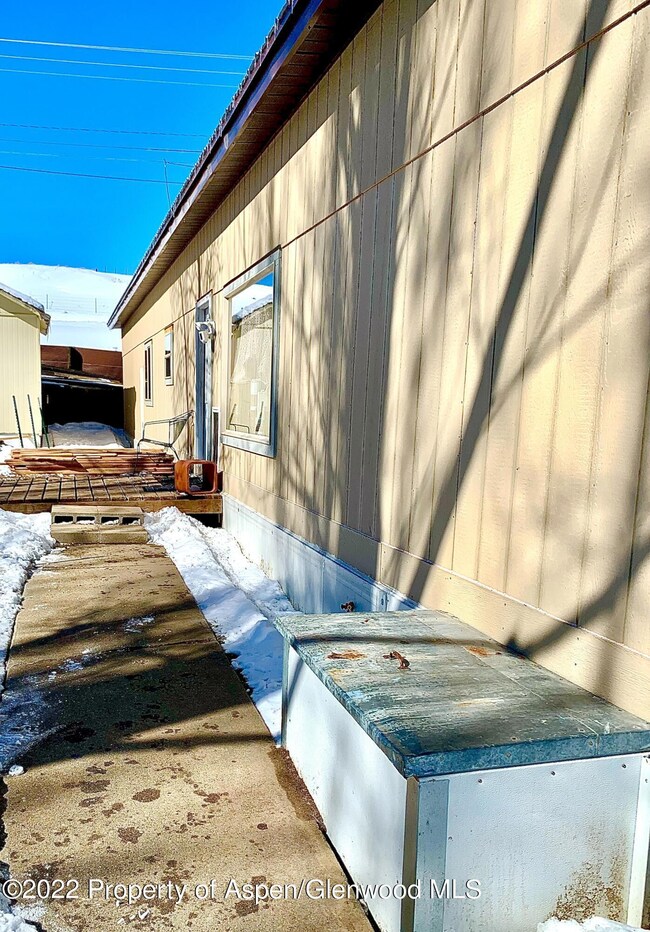 1456 Sage St, Craig, CO 81625 - photo 4