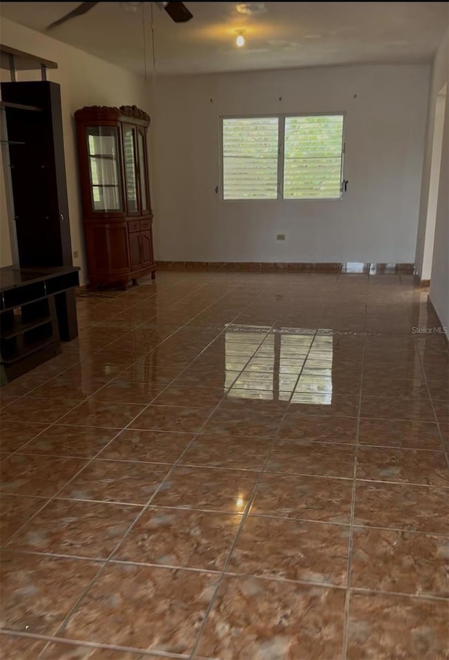 PR 670 Km 6 2 Interior unit Lot.6, Vega Baja, PR 00693 - photo 4