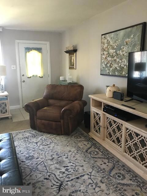 4236 Sheffield St, Philadelphia, PA 19136 - photo 2