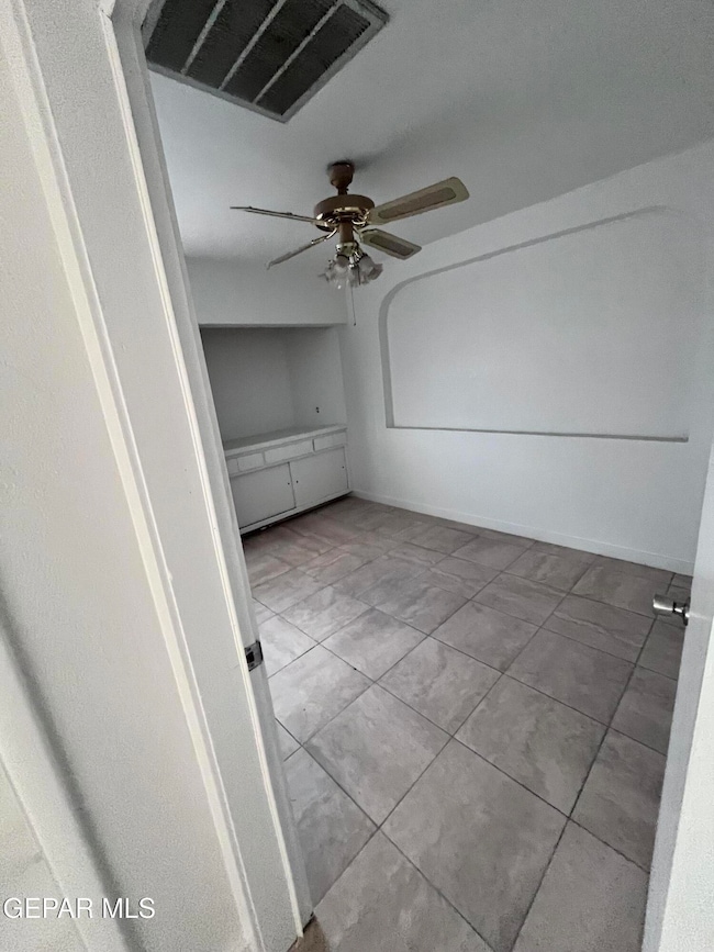 929 Giles Rd, El Paso, TX 79915 - photo 6