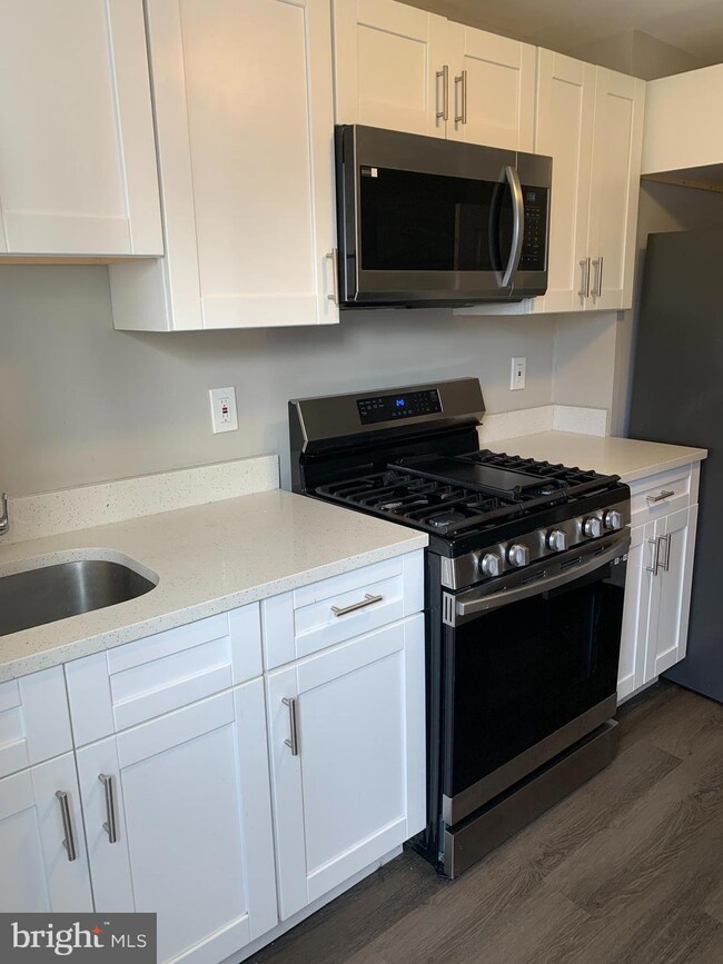 420 N Loudon Ave, Baltimore, MD 21229 - photo 5