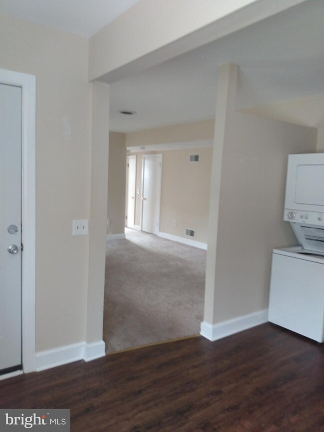 811 N Van Buren St unit 2, Wilmington, DE 19806 - photo 4