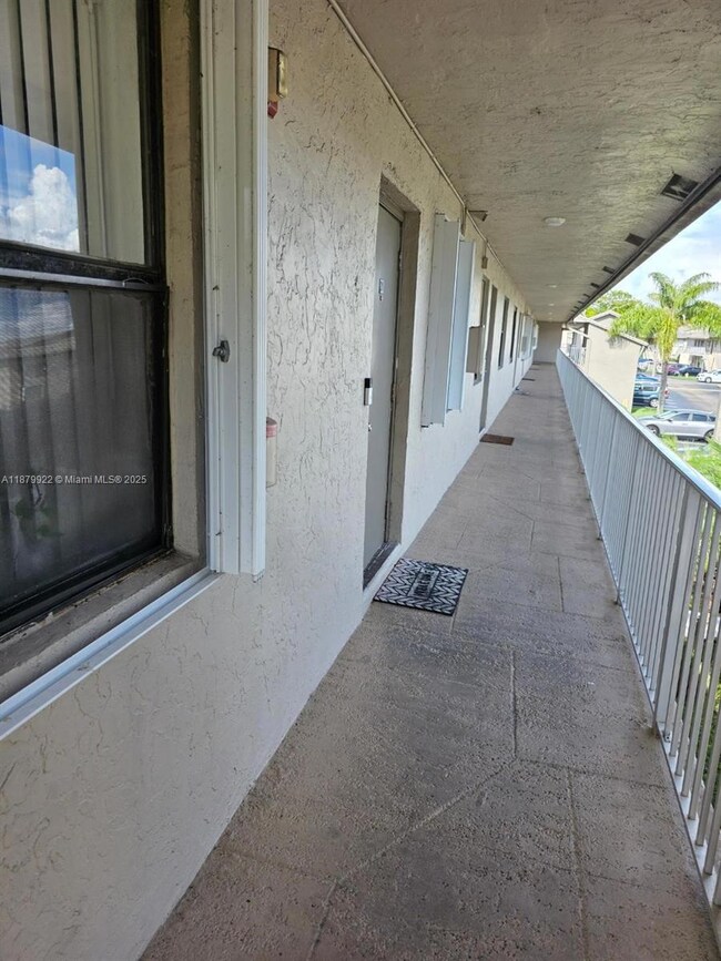 7670 SW 152nd Ave unit 1201, Miami, FL 33193 - photo 7