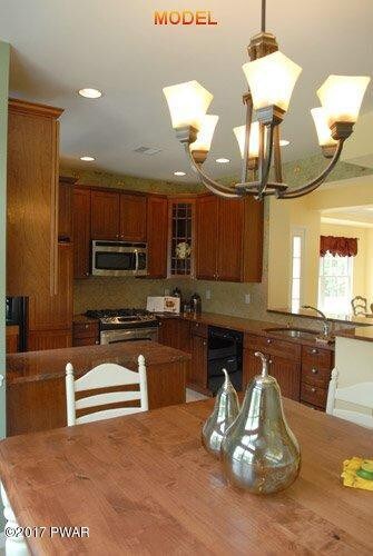 1006 Macintosh Way, Matamoras, PA 18336 - photo 4