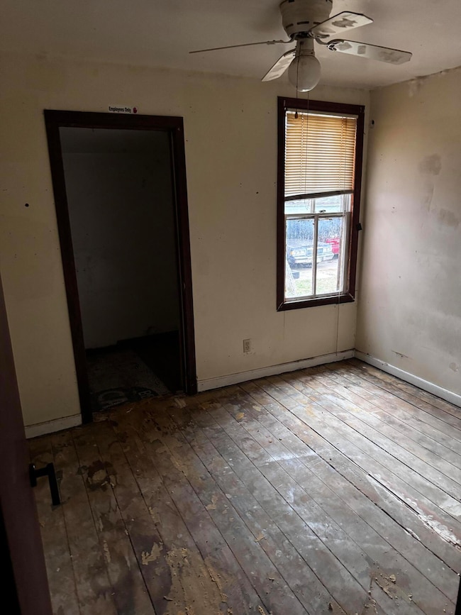 1523 Geneva St, Racine, WI 53404 - photo 7