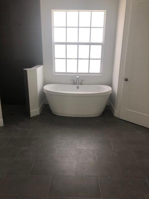 MASTER TUB 2