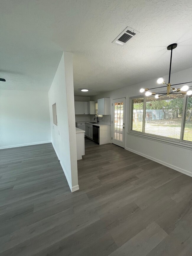 13351 Orleans St, Houston, TX 77015 - photo 5