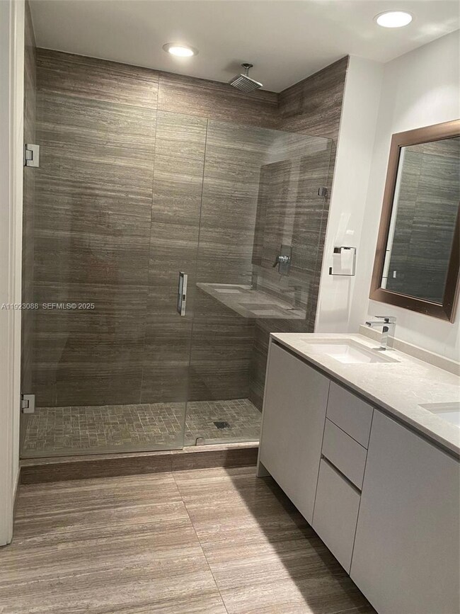 1010 Brickell Ave unit 1508, Miami, FL 33131 - photo 5