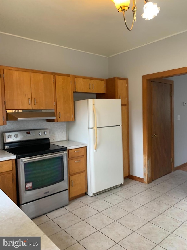 127 N Washington St, Orwigsburg, PA 17961 - photo 4