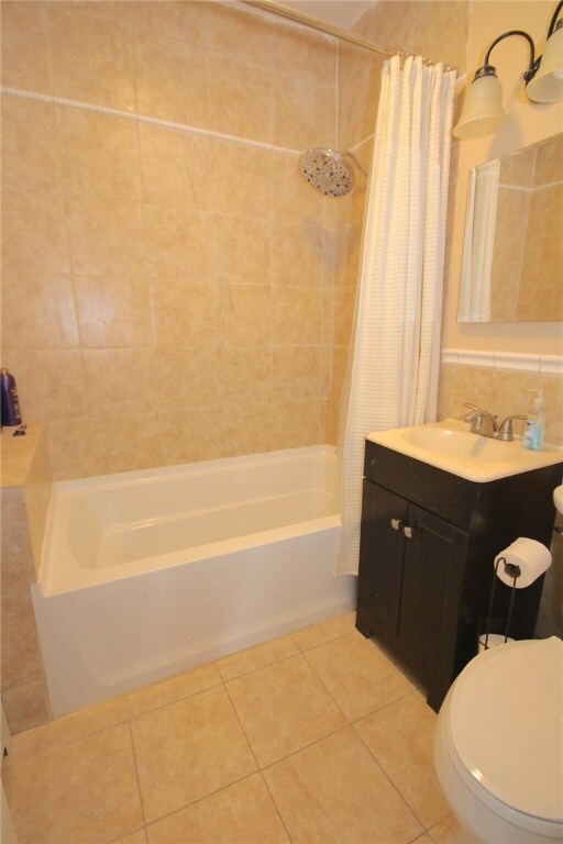 683 3rd Ave, Woonsocket, RI 02895 - photo 6