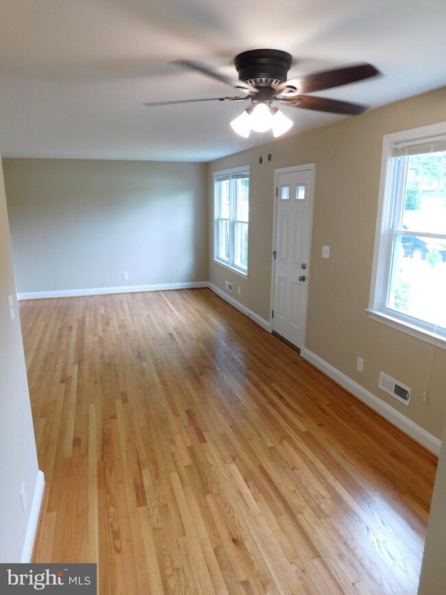 6403 Walther Ave, Baltimore, MD 21206 - photo 4