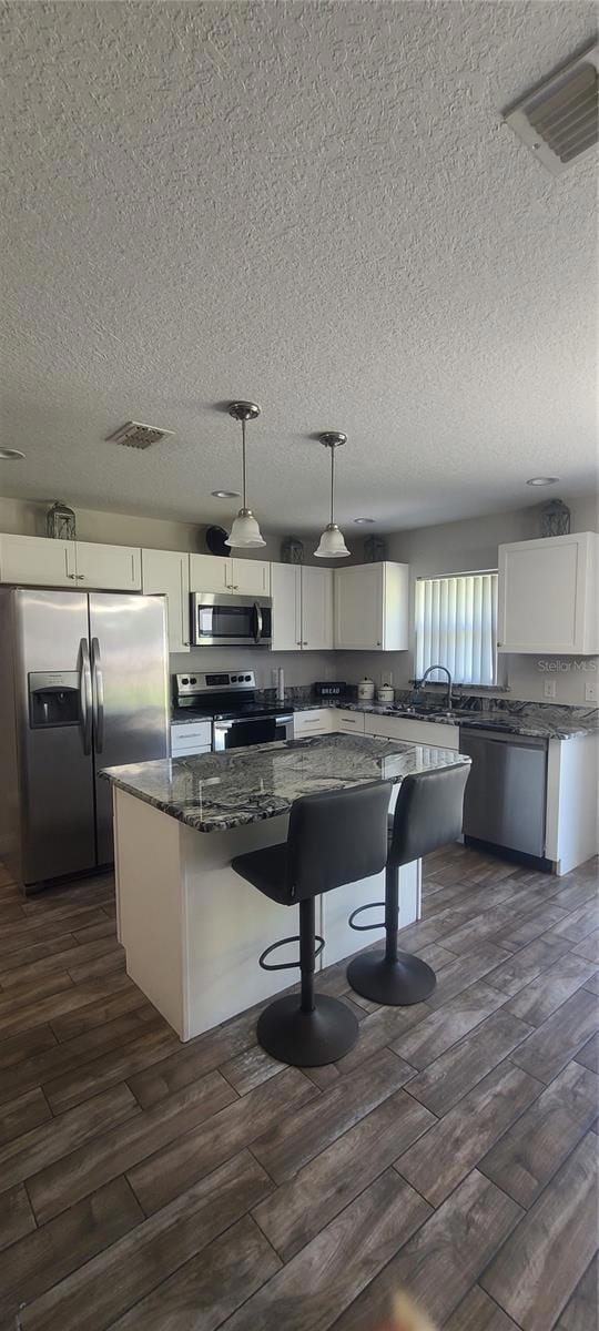 401 Robert Ave, Winter Haven, FL 33880 - photo 2