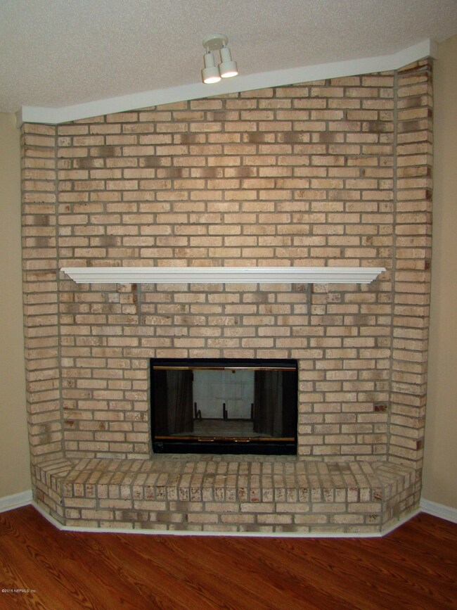 7902 Painted Oak Dr, Jacksonville, FL 32210 - photo 3